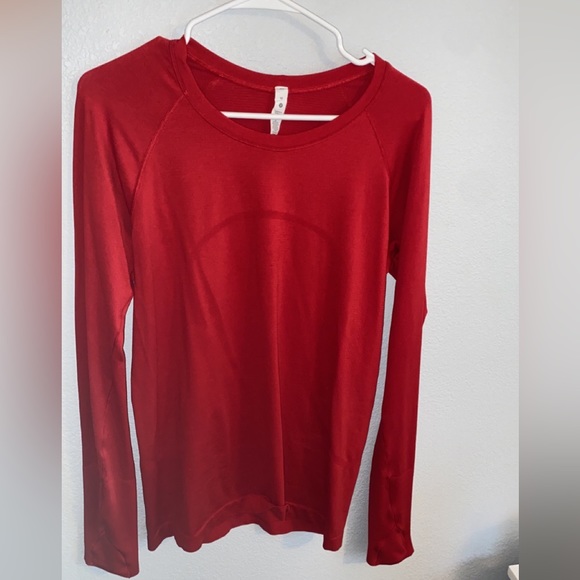 lululemon athletica Tops - Lululemon swifty tech 2.0 in dark red size 10